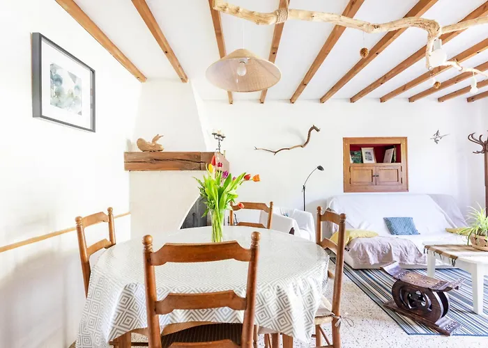 Estuvi, Pause Nature Dans Le Jura Chemenot (Jura)